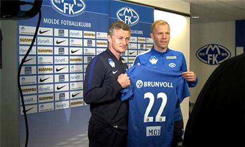 TA：阿隆索帅位暂时安全，输曼城不会让他立刻从皇马下课