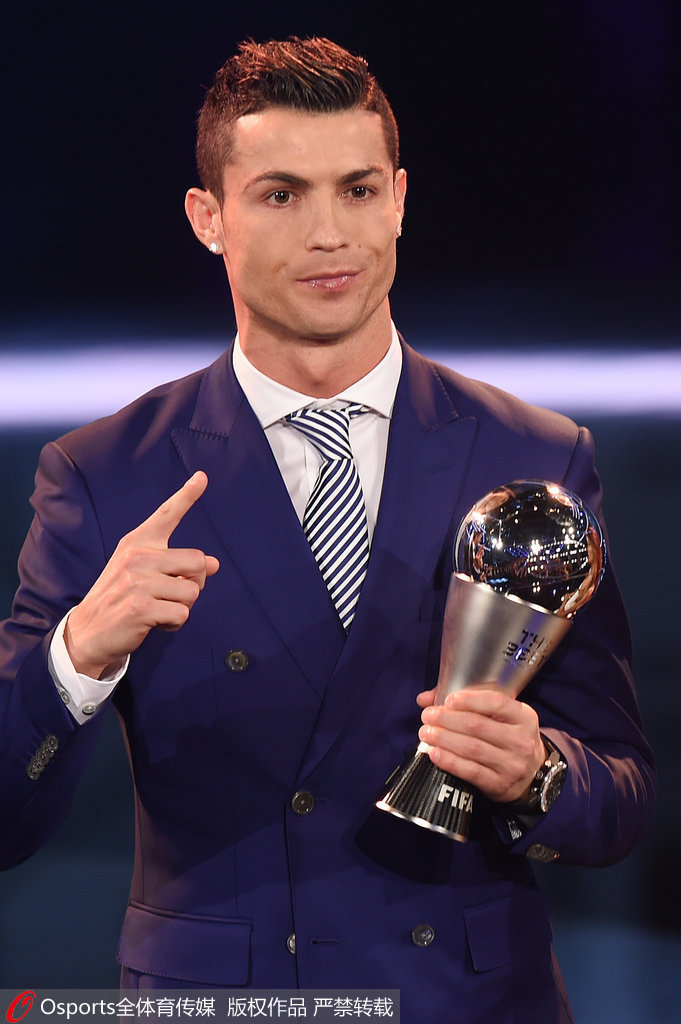 小法：我非常看好国米的路易斯-恩里克，去年还曾尝试签下他