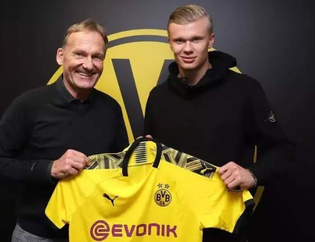 C罗和梅西的真实关系，刷新了球迷的认知