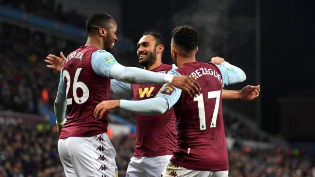 双引擎发力4-1大胜狼队，曼联升至第6：阿莫林终于是露出笑容