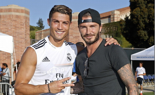 十人博洛尼亚0-0战平布兰，里科吉安尼斯染红