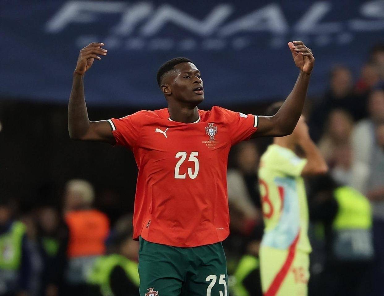 徐云龙谈国安近期传闻：越到年底作妖的就越多，能不信就不信