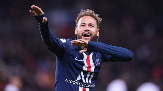 CBA杯战报：洛夫顿19分，上海101-78大胜香港金牛