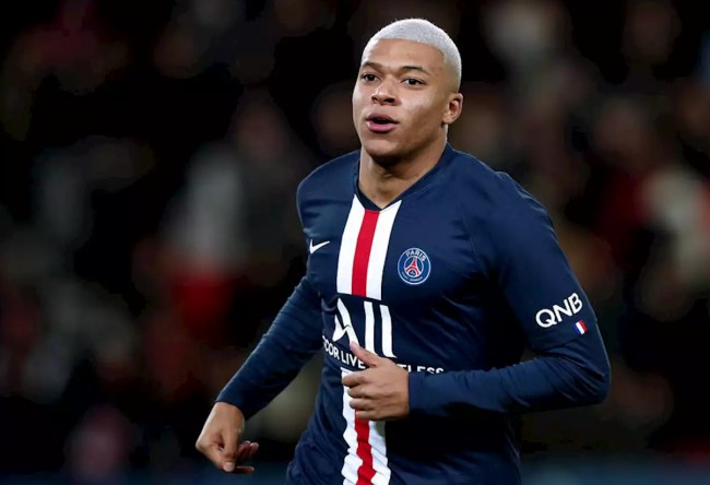 世体：沙特方面确认，明年夏天才会和莱万、吕迪格等谈转会